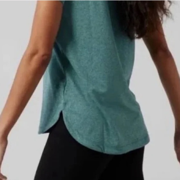 Athleta Uptempo short sleeve running tee, L, CB2545 - Picture 3 of 5